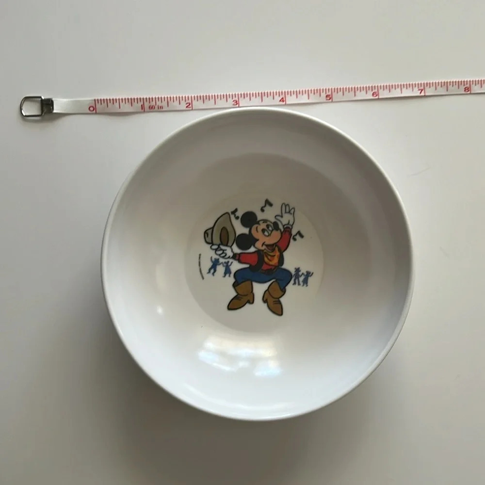Vintage Cowboy Mickey Mouse plastic bowl. Walt Disney productions. - Picture 2 of 6
